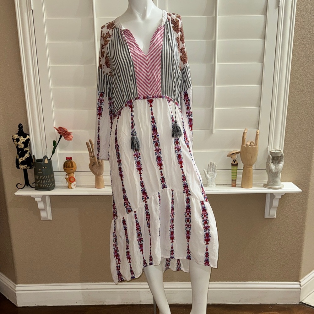 Sundance Laisella Embroidered Midi Kaftan Dress